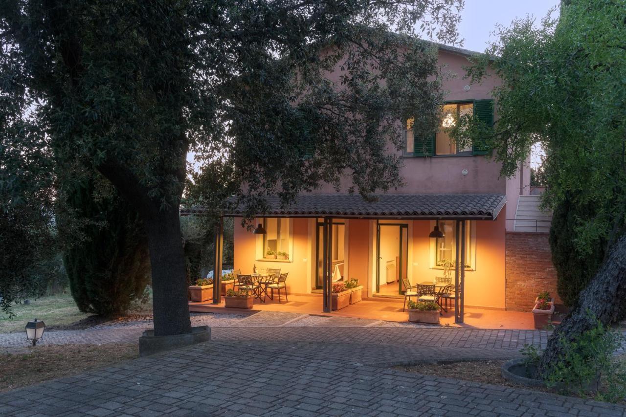 Poste Del Chiugi Villa Petrignano Del Lago Buitenkant foto