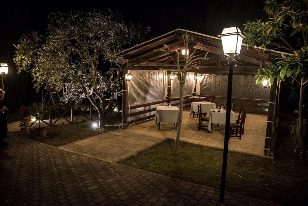 Poste Del Chiugi Villa Petrignano Del Lago Buitenkant foto