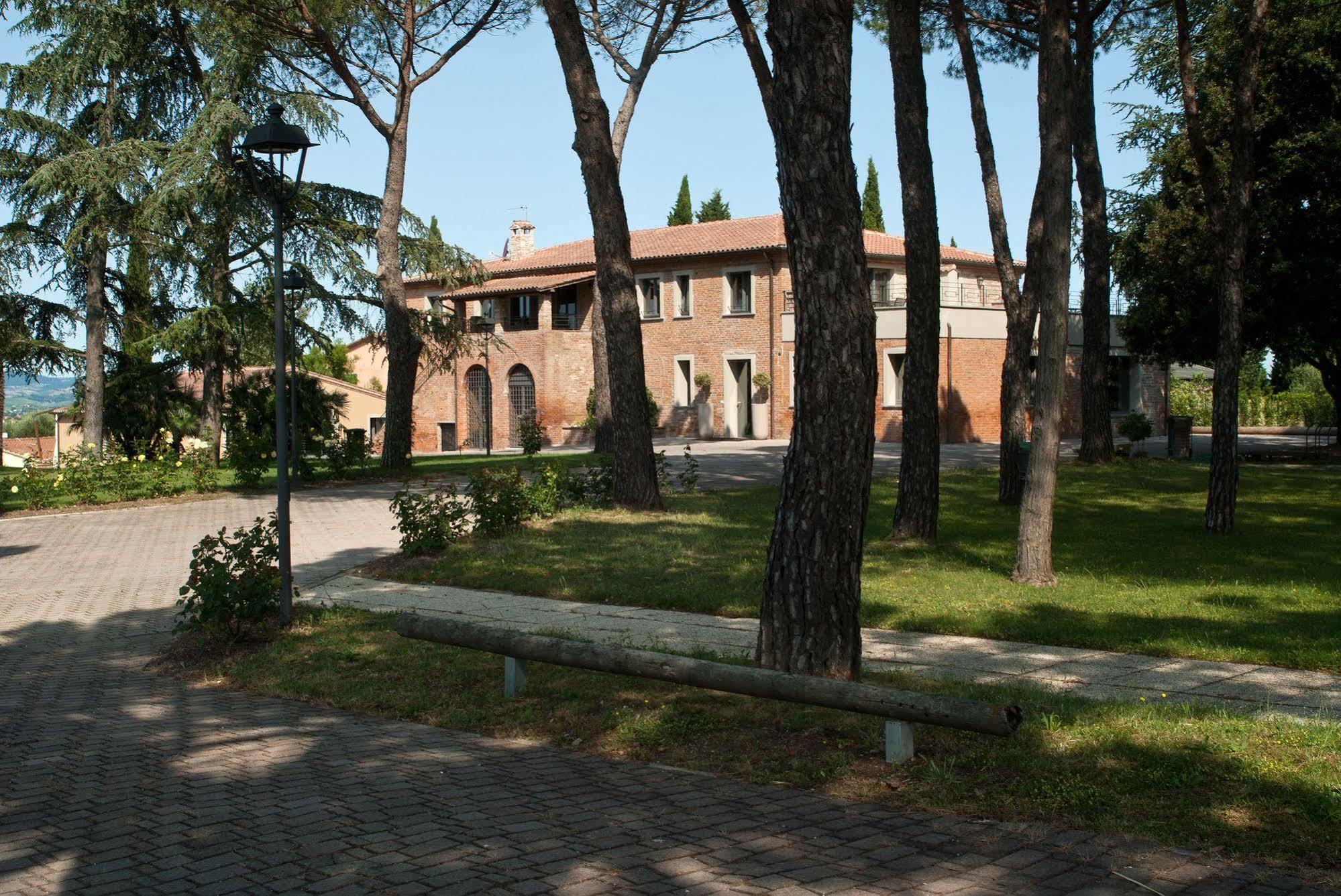 Poste Del Chiugi Villa Petrignano Del Lago Buitenkant foto